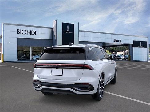 New 2026 Lincoln Nautilus Black Label AWD/4WD image 8
