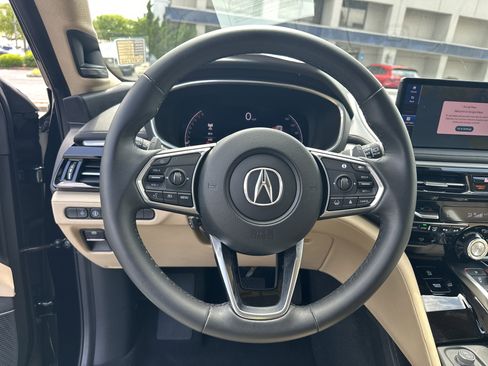 Certified 2025 Acura MDX FWD w/ Technology Package image 28