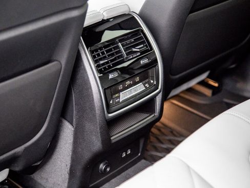 New 2026 BMW X5 xDrive40i w/ M Sport Package image 23