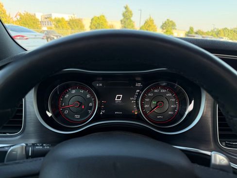 Used 2018 Dodge Charger R/T Scat Pack w/ Driver Confidence Group RWD image 30