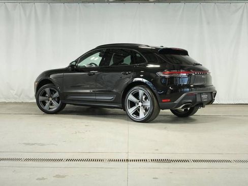 New 2026 Porsche Macan image 3