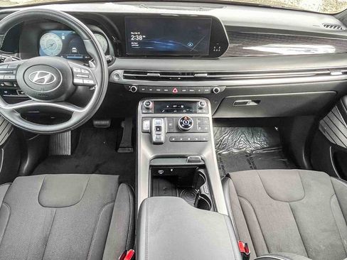 Used 2024 Hyundai Palisade Calligraphy image 10