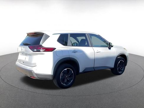 Used 2025 Nissan Rogue SV FWD image 11