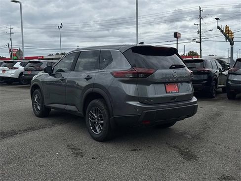 New 2026 Nissan Rogue S image 6