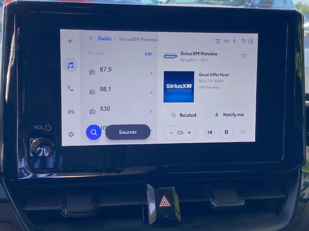 Used 2024 Toyota Corolla LE FWD image 24