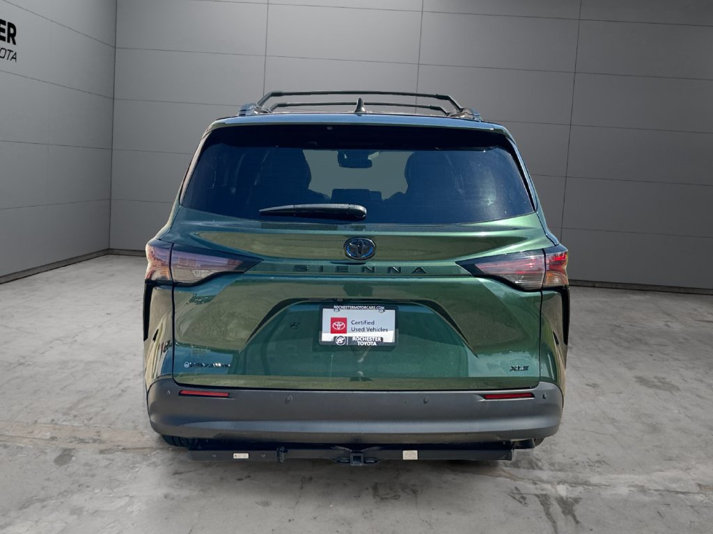 Certified 2025 Toyota Sienna XLE Woodland Edition AWD/4WD image 4