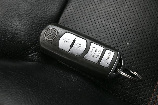 Used 2019 MAZDA CX-5 Grand Touring FWD image 12