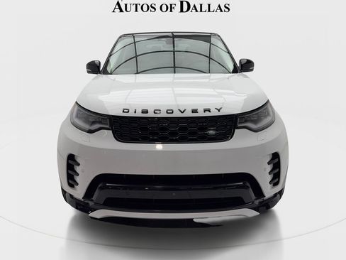 Used 2025 Land Rover Discovery Dynamic SE AWD/4WD image 3