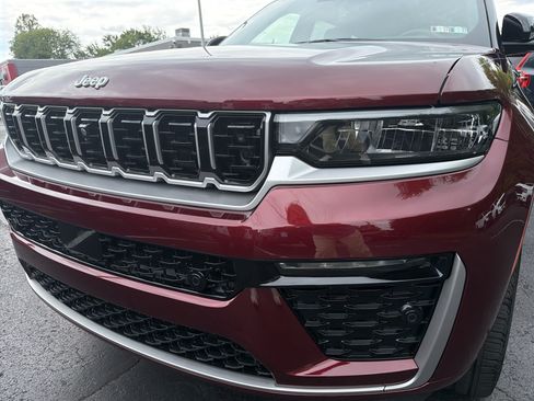 Used 2026 Jeep Grand Cherokee L Summit w/ Advanced Protech Group IV AWD/4WD image 37