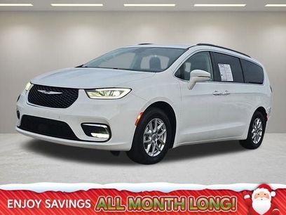 Used 2022 Chrysler Pacifica Touring-L