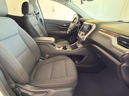 Used 2022 GMC Acadia SLE FWD image 28