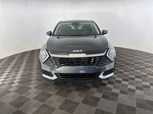 Used 2023 Kia Sportage LX FWD image 3