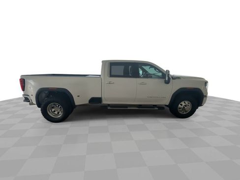 Used 2025 GMC Sierra 3500 Denali w/ Denali Reserve Package AWD/4WD image 9