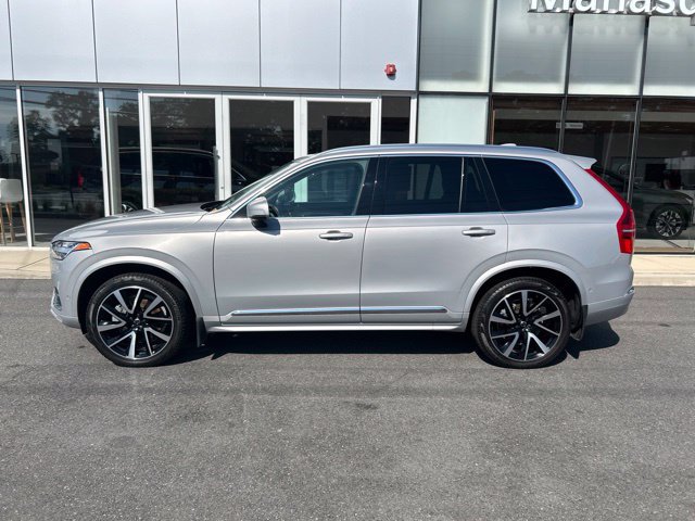 Certified 2023 Volvo XC90 B6 Plus AWD/4WD image 2