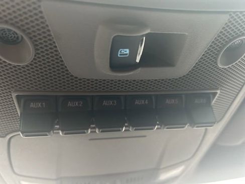 Used 2018 Ford F350 Lariat w/ Lariat Ultimate Package AWD/4WD image 37