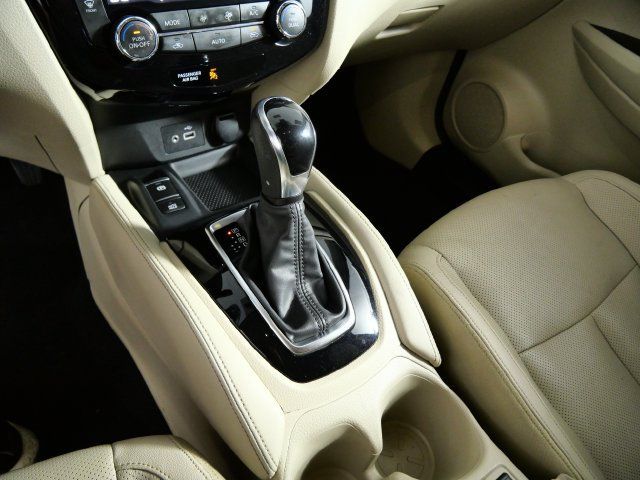 Used 2020 Nissan Rogue SL w/ Premium Package AWD/4WD image 22