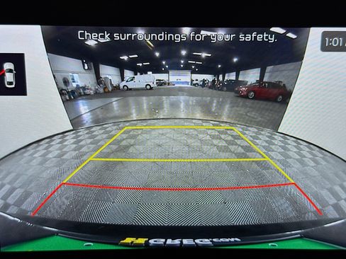 Used 2024 Kia Sportage SX image 18