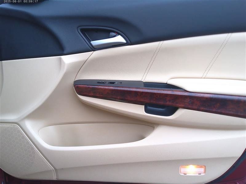 Used 2010 Honda Crosstour EX-L image 18
