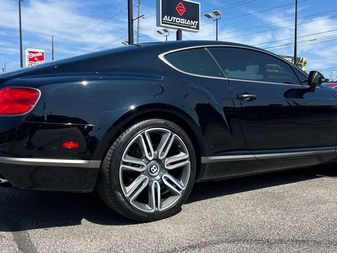 Used 2016 Bentley Continental GT image 8