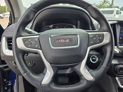 Used 2023 GMC Terrain SLT AWD/4WD image 19