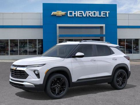 New 2026 Chevrolet TrailBlazer LT image 2