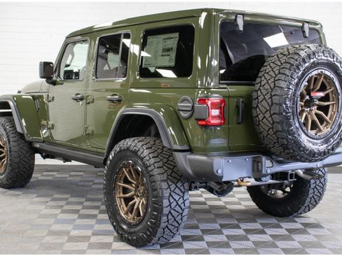 Used 2024 Jeep Wrangler Unlimited Rubicon 392 AWD/4WD image 5