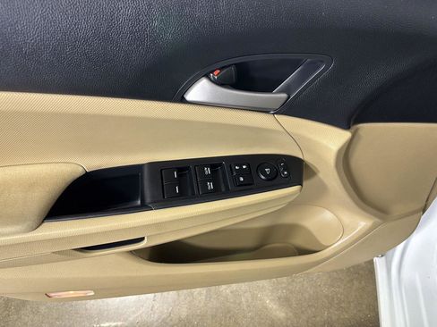 Used 2012 Honda Accord SE image 25
