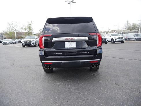 Used 2022 GMC Yukon Denali AWD/4WD image 4