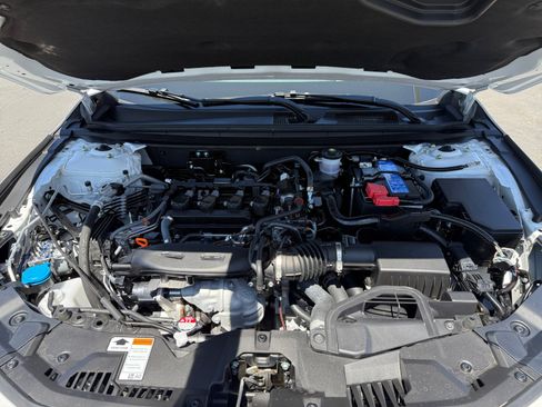 Certified 2025 Honda Accord SE image 20