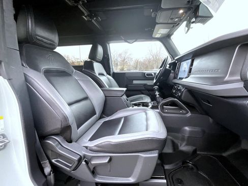 Used 2024 Ford Bronco Big Bend image 16