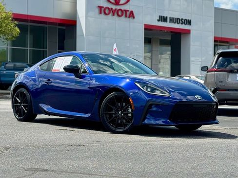 Used 2024 Toyota GR86 Premium image 2