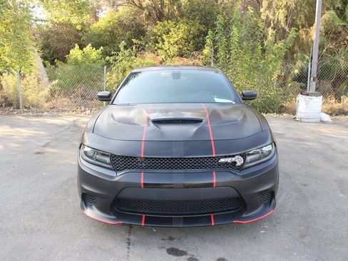 Used 2018 Dodge Charger SRT Hellcat w/ Harman/Kardon Audio Group RWD image 2