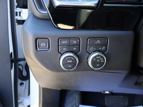 New 2026 GMC Sierra 1500 Elevation w/ Preferred Package image 10