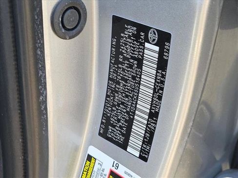 Used 2025 Toyota Camry SE FWD image 30