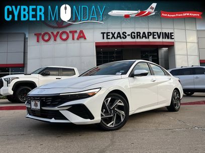 Used 2025 Hyundai Elantra Limited