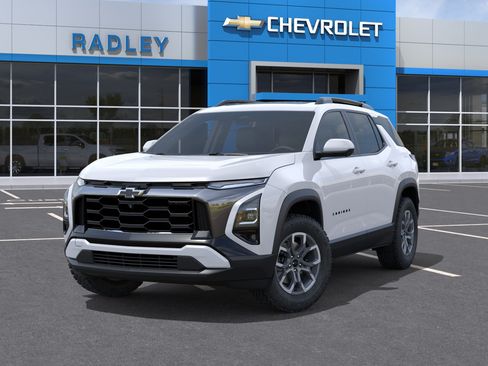 New 2026 Chevrolet Equinox ACTIV w/ Convenience Package III AWD/4WD image 6