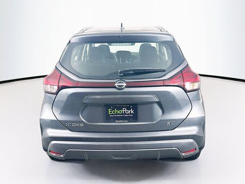 Used 2023 Nissan Kicks SV FWD image 7
