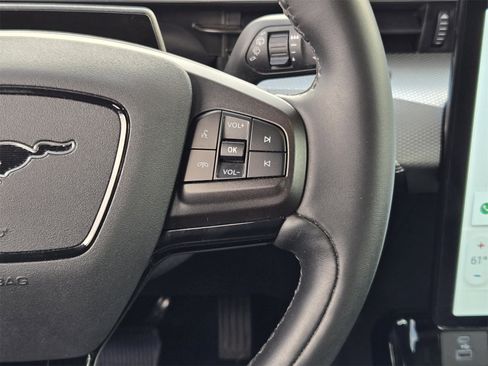 Used 2023 Ford Mustang Mach-E Select image 27