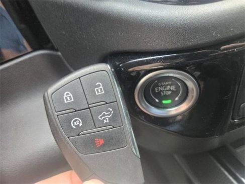 Used 2024 Chevrolet Silverado 1500 ZR2 image 35