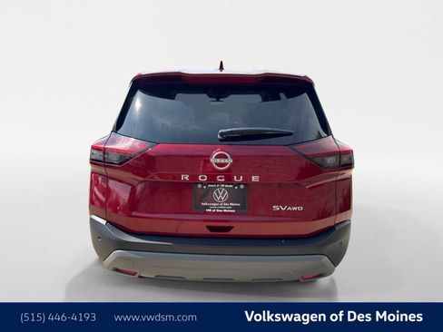 Used 2023 Nissan Rogue SV image 5