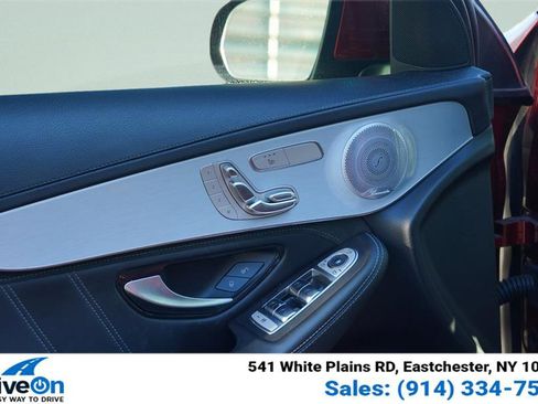 Used 2020 Mercedes-Benz GLC 63 AMG 4MATIC image 35