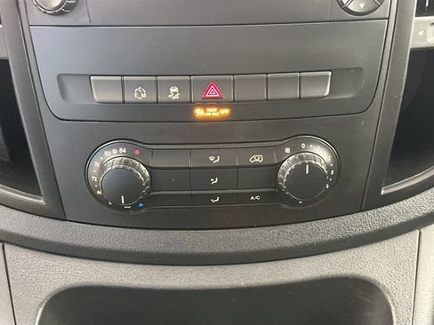 Used 2018 Mercedes-Benz Metris image 14