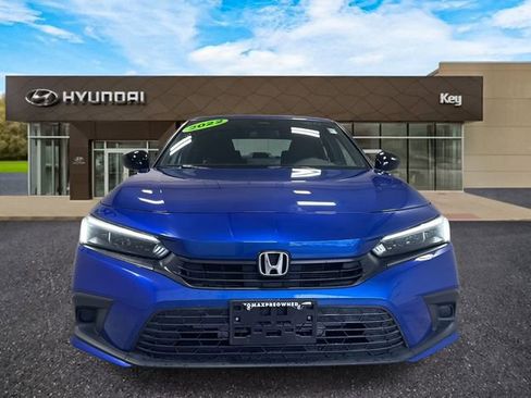 Used 2022 Honda Civic Sport image 2