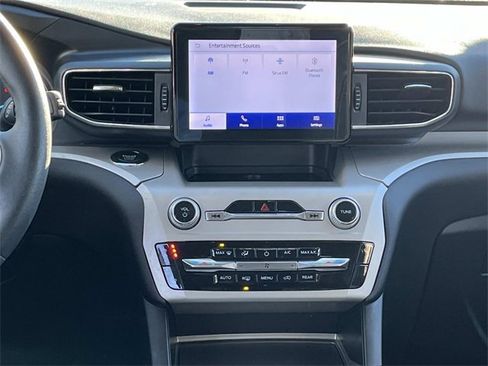 Used 2023 Ford Explorer XLT w/ Equipment Group 202A image 15