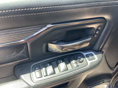 Used 2019 RAM 2500 Limited AWD/4WD image 13