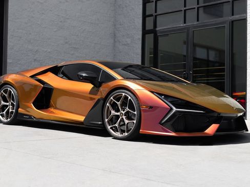 Used 2024 Lamborghini Revuelto AWD/4WD image 1