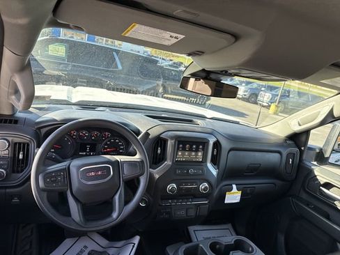 New 2026 GMC Sierra 2500 Pro AWD/4WD image 15