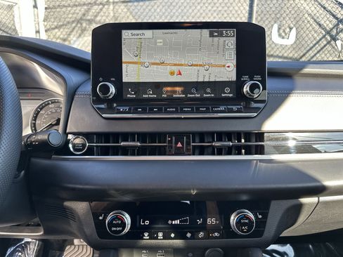 Used 2024 Mitsubishi Outlander SE Black Edition image 22