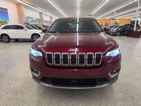 Used 2019 Jeep Cherokee Limited w/ Technology Group AWD/4WD image 2