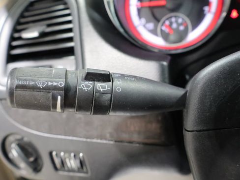 Used 2012 Dodge Grand Caravan Crew w/ Crew Value Pkg FWD image 28